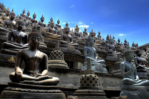 Gangaramaya Temple Colombo - Buddha and Dagaba Structures