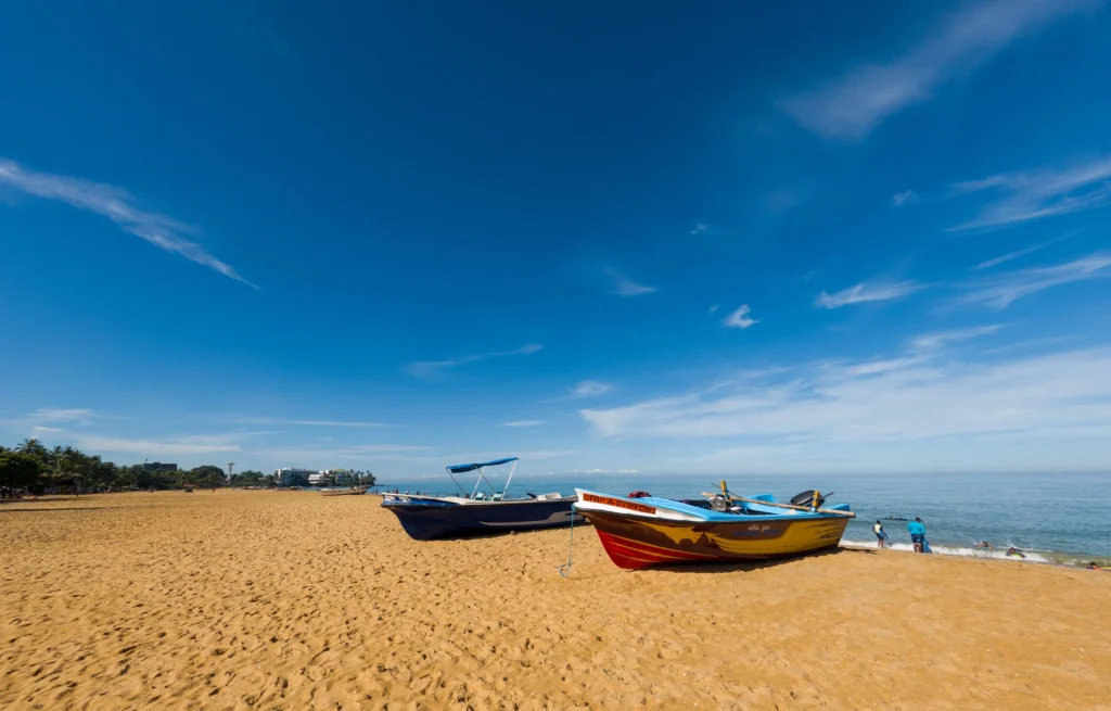 Mount Lavinia Beach Sri Lanka