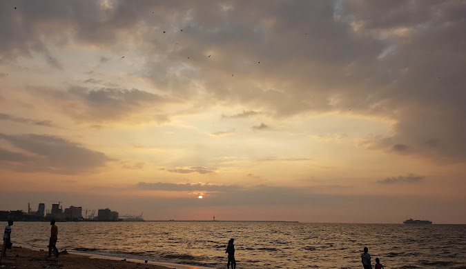 Crow Island Beach Park Colombo