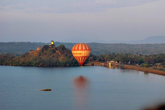 08 Nights in Magical Sri Lanka - Minneriya National Park for elephants: the payoff is in timing