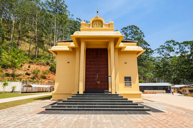 6 Days Private Vehicle with English Speaking Chauffeur - Day 3: Nine Arches Bridge, the Demodara Loop, and an Ella spice cooking class