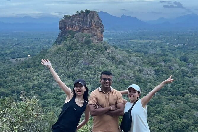 7 Days Private Guided Tour in Sri Lanka - Day 1 in Colombo: Popham’s Arboretum and a full afternoon on Sigiriya