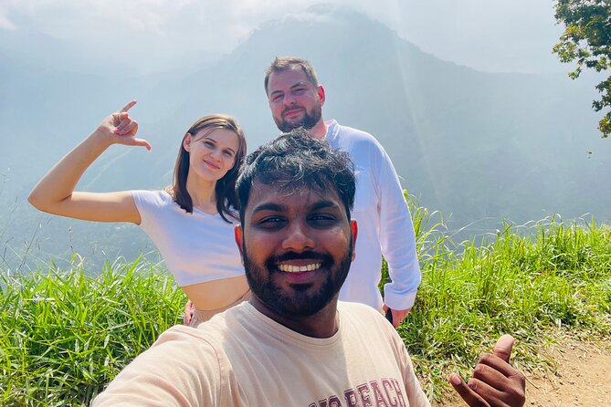 7 Days Sri Lanka Safari Tour - Day 1: Colombo to Dambulla and the Golden Temple caves