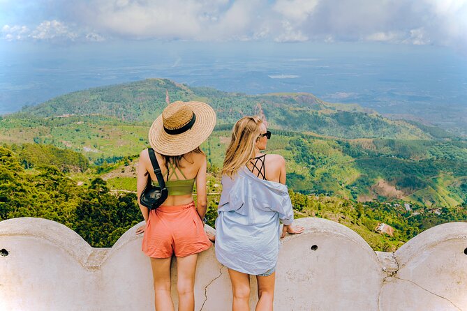 8 Days Private Guided Multi Day Tour in Sri Lanka - Pickup at the Airport and Why the 6:00 am Start Works