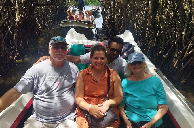 9-Day Sri Lanka Adventure with Local Guide - Ella by train: Nanu Oya to Ella and the Nine Arches Bridge moment