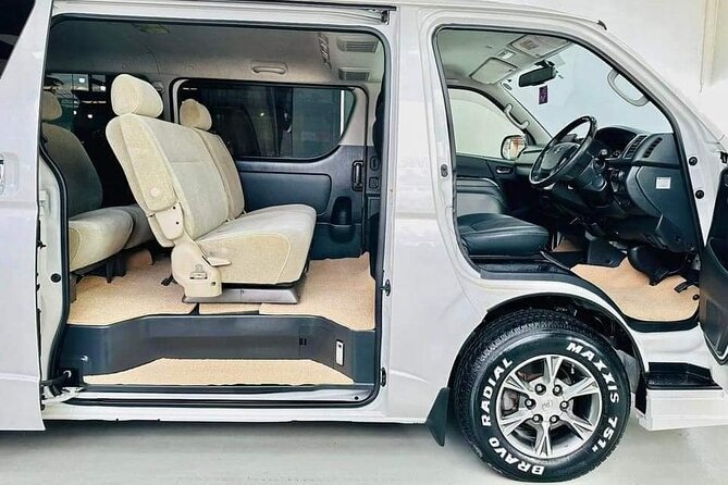 Airport Taxi Transfers from Colombo Airport to Galle - Comfort and Privacy: AC, English Chauffeur, and Luggage Reality