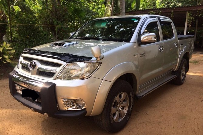 Airport Transfer to/from Anywhere - Bandaranaike Airport Pick-Up: Finding Your Driver Fast