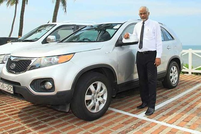 Airport Transfer to/from Anywhere - Door-to-Door in an Air-Conditioned Private Car