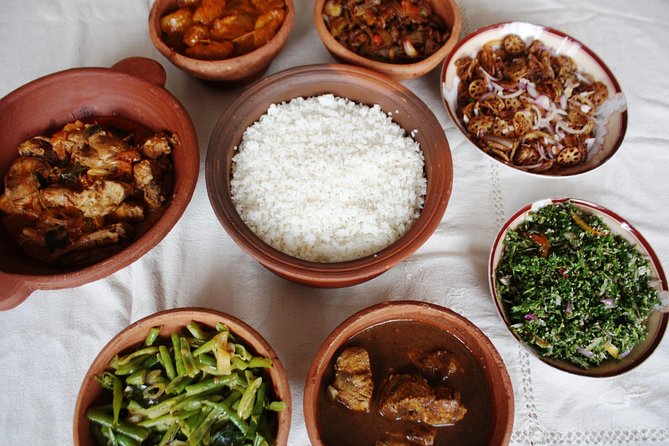 Authentic Sinhalese Cooking Class in Colombo with a Local Family - Choosing lunch or dinner, plus vegetarian, vegan, and halal options