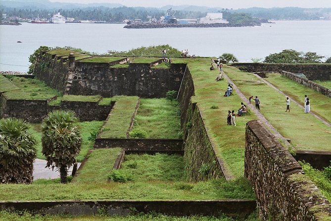 Coastal Ride to Galle from Colombo - A private Colombo to Galle day that’s built around the coast