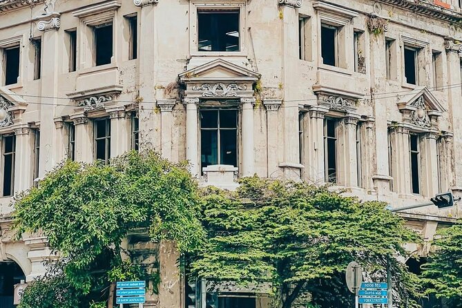 Colombo by Tuk Tuk – Sightseeing Entry Fees included - From Beira Lake to the harbor: Floating Market, Port City, and Colombo Lighthouse