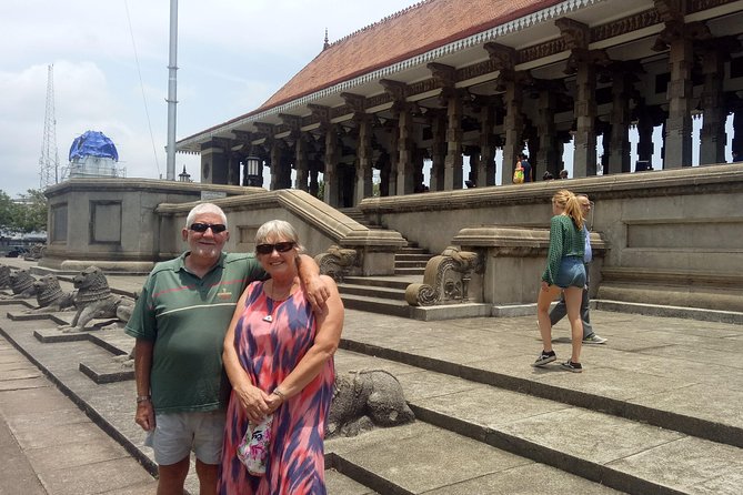 Colombo City Day Tour - Independence Square and the War Memorial Area: Civic Colombo in Short Form