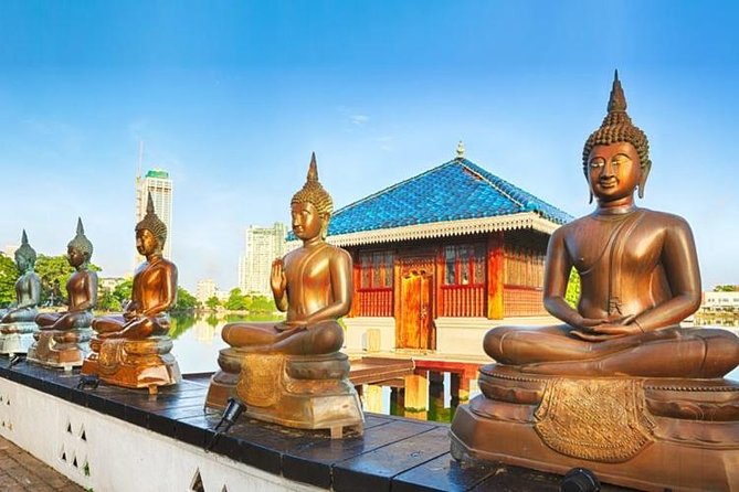 Colombo City Sightseeing - Colombo from the car: how the short day is set up