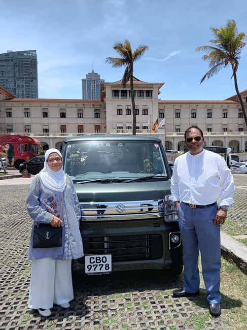Colombo: City Sightseeing Tour by Car with Driver-Guide - A 5-hour Colombo loop by AC car (with real explanations)