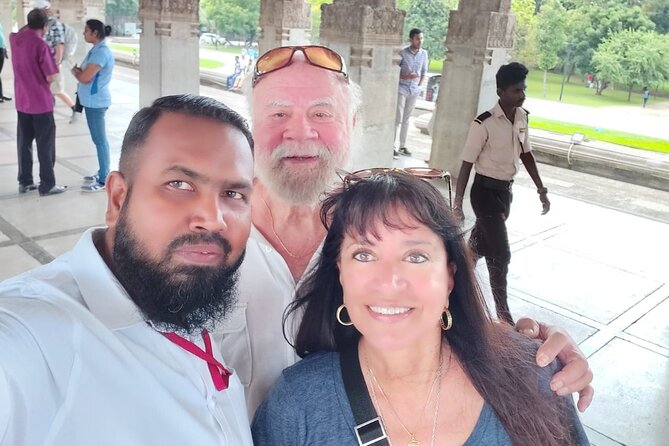 Colombo City Tour by Tuk Tuk Morning and Evening - Pettah Floating Market and the Beira Lake area