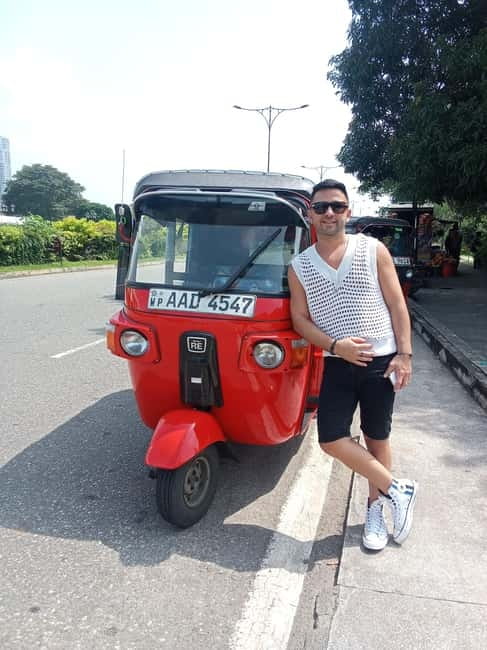 Colombo City Tour by Tuk-Tuk with Hotel Pickup - All Include - Colombo Fort, Clock Tower, and the Maritime Museum: Where the City Looks Back