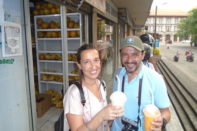 Colombo Express Food Tour with 9 + Tastings - Your route in order: Pettah to tea to hoppers to kottu