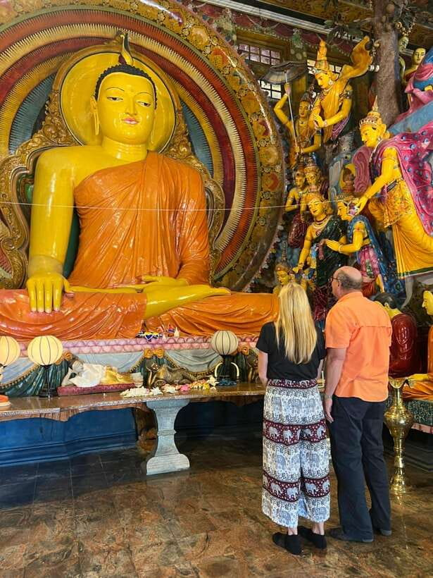 Colombo: Guided City Tour - Hindu Kovils and Mosques: How the City Shares Sacred Space