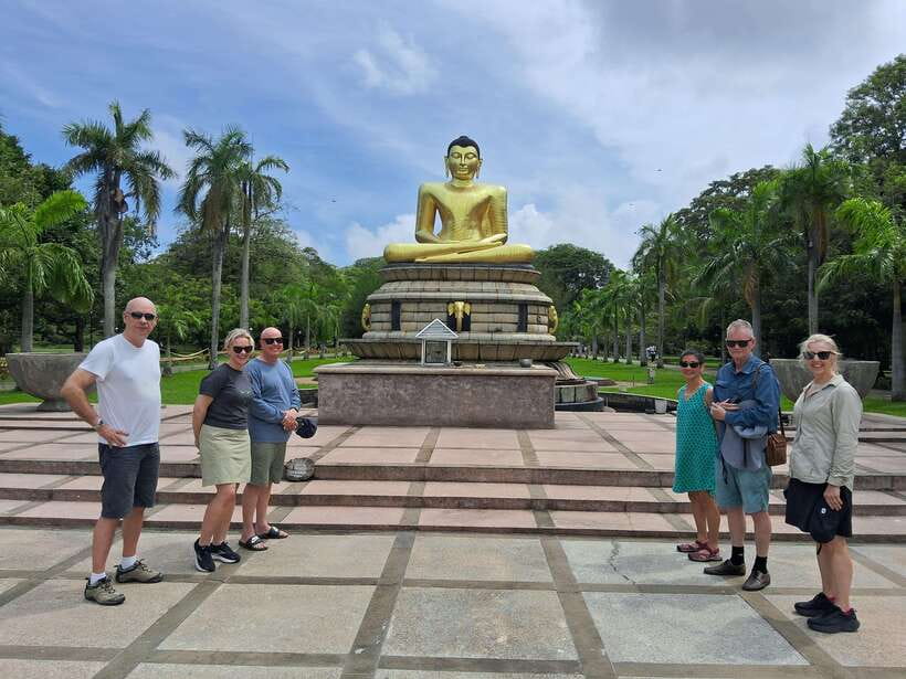 Colombo: Local Guide with Colombo City Tour by Tuk Tuk - Tea factory and tastings: a smart cultural stop that still feels fun