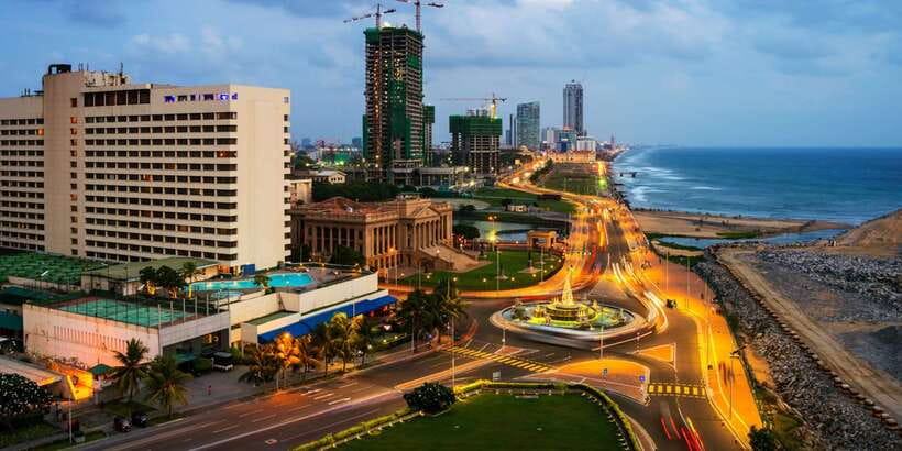 Colombo: Private City Sightseeing Tour - Colombo’s old colonial lines and new business blocks