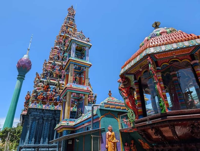 Colombo: Private City Tuk-Tuk Tour with Local Guide & Pickup - The maritime payoff: Port area and the Maritime Museum