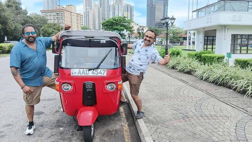 Colombo Private Guided City Tour by Tuk Tuk - All Inclusive - Gangaramaya Temple: the calm start with serious Colombo character
