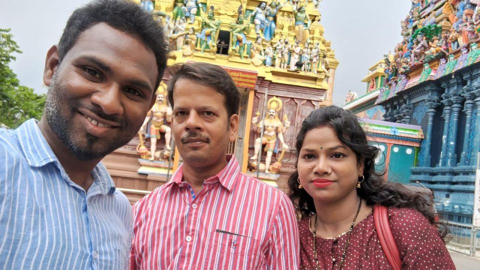Colombo: Sightseeing Tour by Tuk Tuk Safari - All Inclusive - Floating Market and the Lotus Tower: Quick Photos, Big City Views