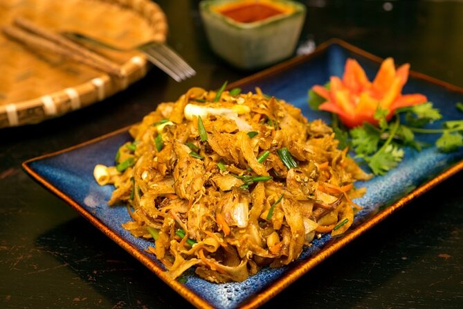 Colombo Tuk Tuk Adventure Explore Food & Culture - A 3-hour Colombo tuk-tuk route built around food and short stops