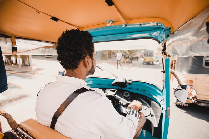Colombo Tuk Tuk Safari - Pickup to your customized tuk-tuk: the comfort details that matter