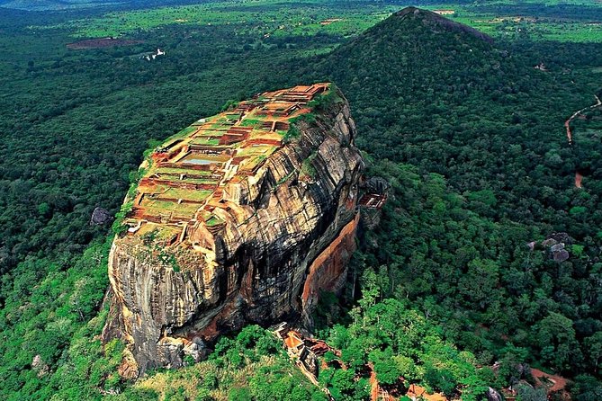 Day Tour from Colombo to Sigiriya, Dambulla & Polonnaruwa - Key points before you go