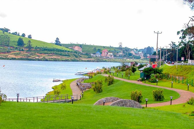 Day Trip to Nuwara Eliya with Kingfisher Tours - Lovers Leap Falls: a 30m hit of power and photos