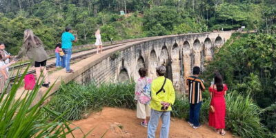 Discover the Best of Sri Lanka in 2 Days - Day 1 in Ella and Nuwara Eliya: Ravana Falls, train views, and Little Adams Peak