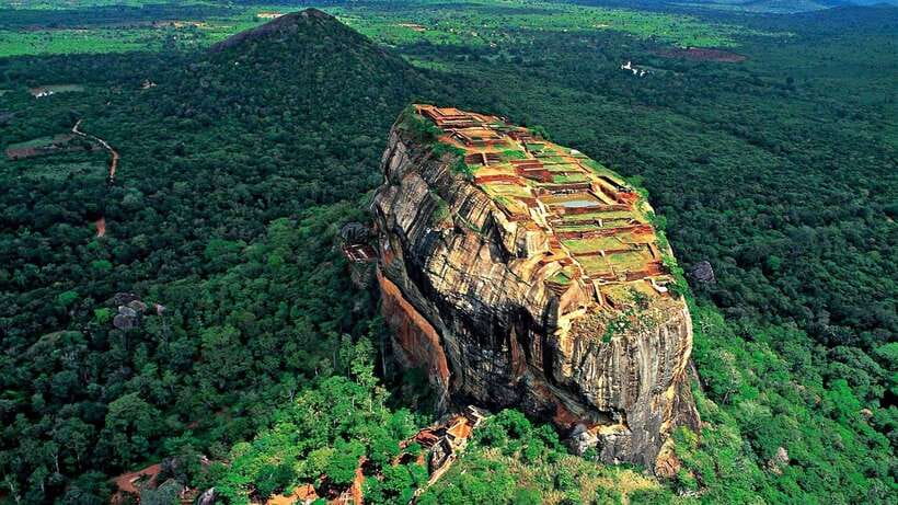 From Colombo: All Inclusive Sigiriya, Dambulla &Village Tour - Sigiriya Rock Fortress: Lion Rock, King Kashyapa, and the Climb