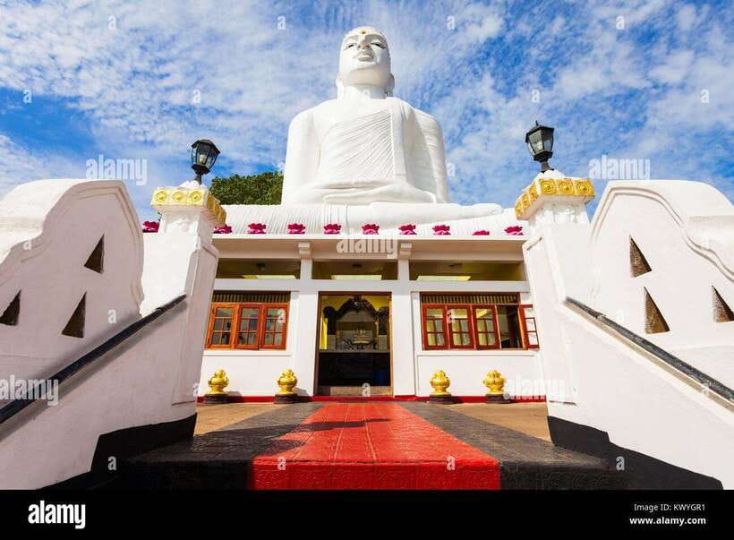 From Colombo: Kandy Temples and Pinnawala Full-Day Tour - Tooth Relic Temple in Kandy: spiritual weight and practical rules