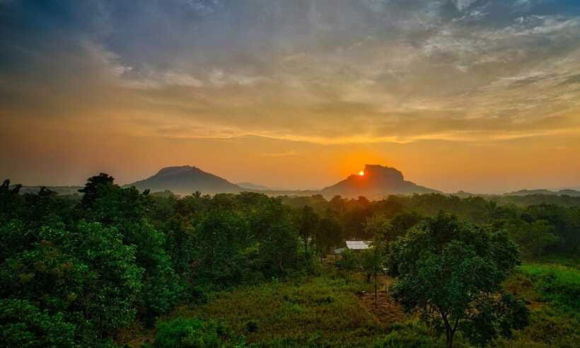 From Colombo: Sigiriya Rock Sunrise Climb with Dambulla … - Dambulla Cave Temple: Cave Paintings and Buddha Statues