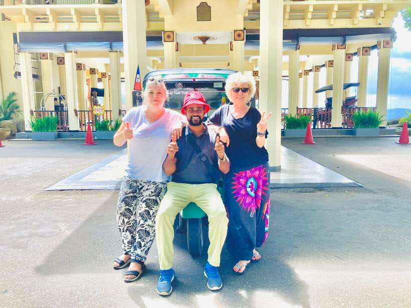 From Kandy : Pinnawala Elephant Orphanage & Ambuluwawa Tower - A few practical tips before you go
