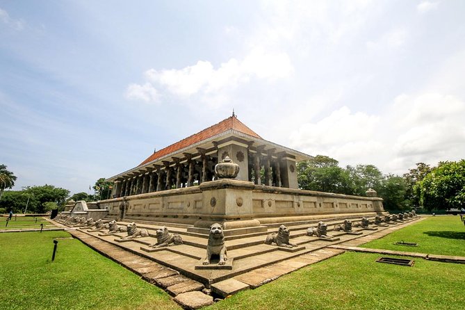 Full-Day Colombo City Tour (Private Car) - Independence Square, the National Museum, and Colonial-Era Stops