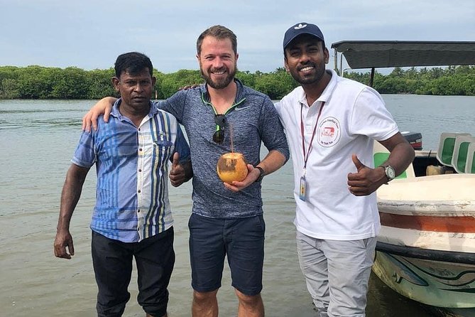 Fun and Scenic Negombo Tour by Tuk Tuk - Negombo Lagoon: a calm start at the city’s water edge