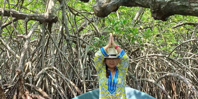 Galle and Bentota Day-Tour From Colombo - Madu Ganga Mangrove Boat Safari: Slow Boat, Serious Nature