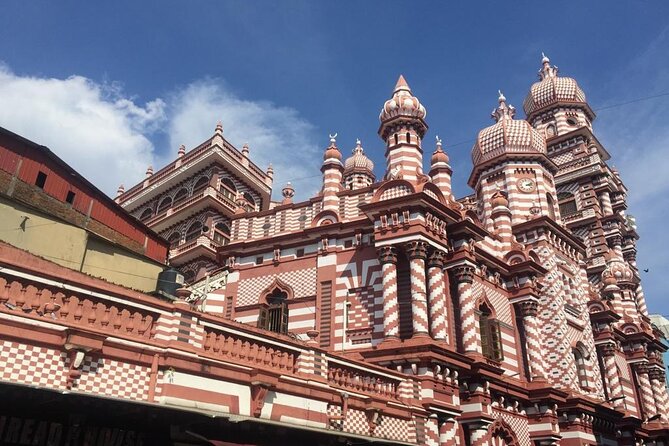 Original Tuk Tuk Safari Afternoon Tour - Gangaramaya Temple by Beira Lake: the stop that cools things down