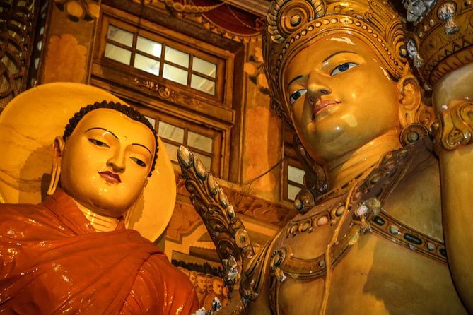 Private Half-Day Colombo City Tour - Jami Ul-Alfar Mosque and Gangaramaya Vihara: when faith becomes architecture