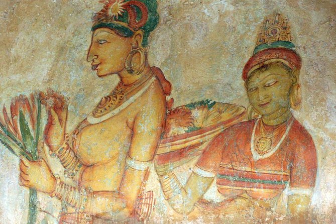 Private Trip to Sigiriya, Dambulla & safari from Colombo/ Negombo - Colombo (or Negombo) to Sigiriya: getting to the rock on your schedule