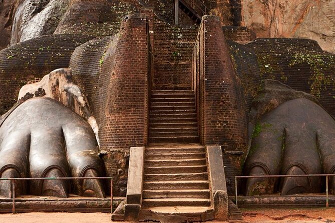 Sigiriya Fortress & Dambulla Day Tour From Colombo, Bentota Area - Dambulla Golden Temple Caves: Buddha Images and Old Frescoes