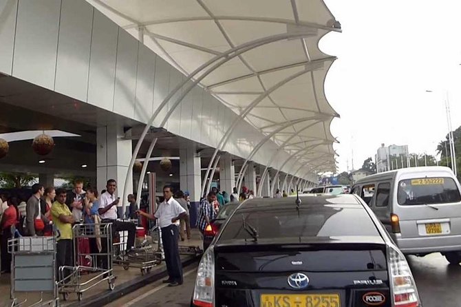 Sri Lanka Airport Taxi Service - Routes You Can Choose: From Negombo to Hill Country and the South Coast