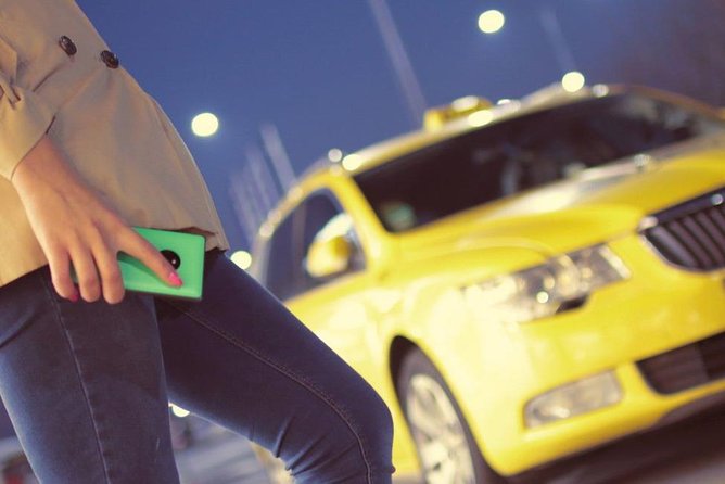 Sri Lanka Airport Taxi Service - Highway Charges and Route Reality