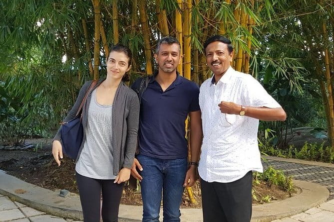 Sri Lanka Car and Driver Hire - Private Driver and Chauffeur - What’s Included, What You’ll Pay Separately, and Where Surprise Comes From