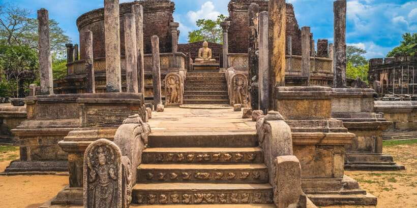 Sri Lanka Private 3-Day Cultural Tour, 5 UNESCO Sites - Polonnaruwa’s Stone Temples and the Culture Museum Stops