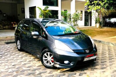 Sri Lanka Private Transfer from Colombo Airport to Anywhere - Meet-and-greet pickup: sign, luggage help, and fewer arrival headaches