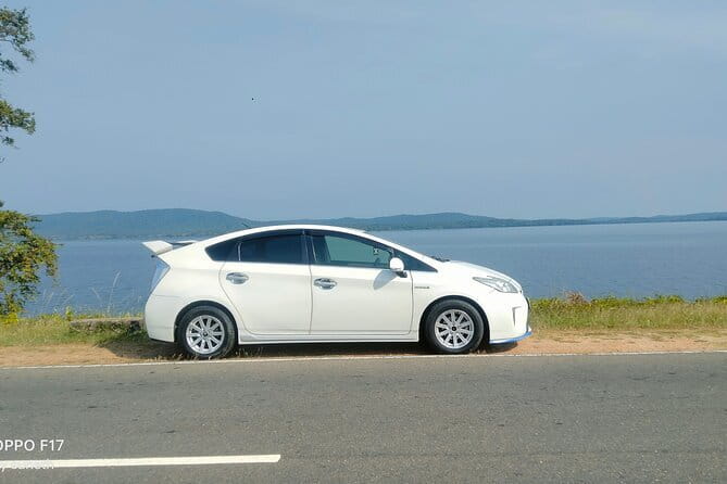 Sri Lanka Round Tour with English Speaking Driver Guide and Car - Safety and Punctuality: Why These Reviews Keep Pointing to the Same Things