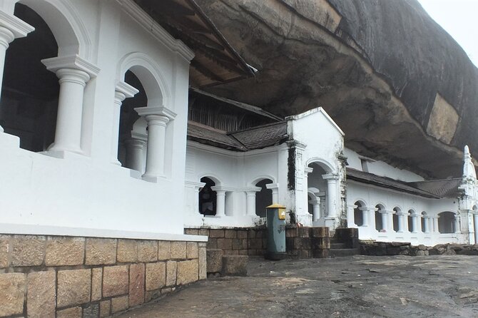 Throughout the Pearl Island in 14 Days - Days 7–8: The train to Ella, Nine Arches Bridge, and a full Ella day
